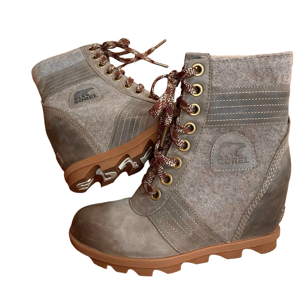 SOREL sz 7 Lexie Wedge Outdoor Boots Khaki II